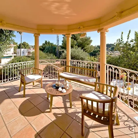 Villa Liriopadel *