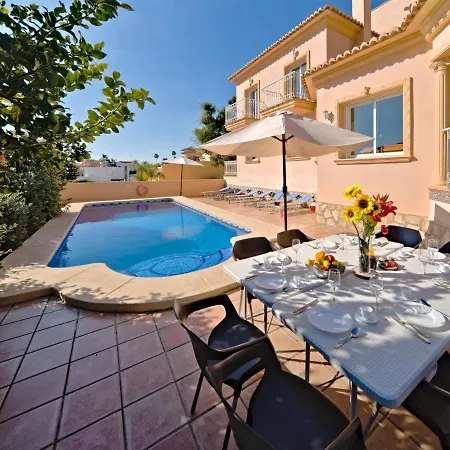 Villa Liriopadel By Interhome